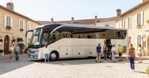 Voyage à la journée en autocar : tarifs et excursions 2026